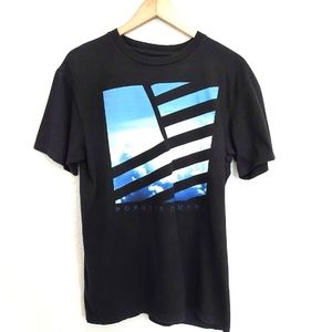 🔴3/$20 Popular Demand Black w/Blue Clouds Print T-Shirt Size Medium